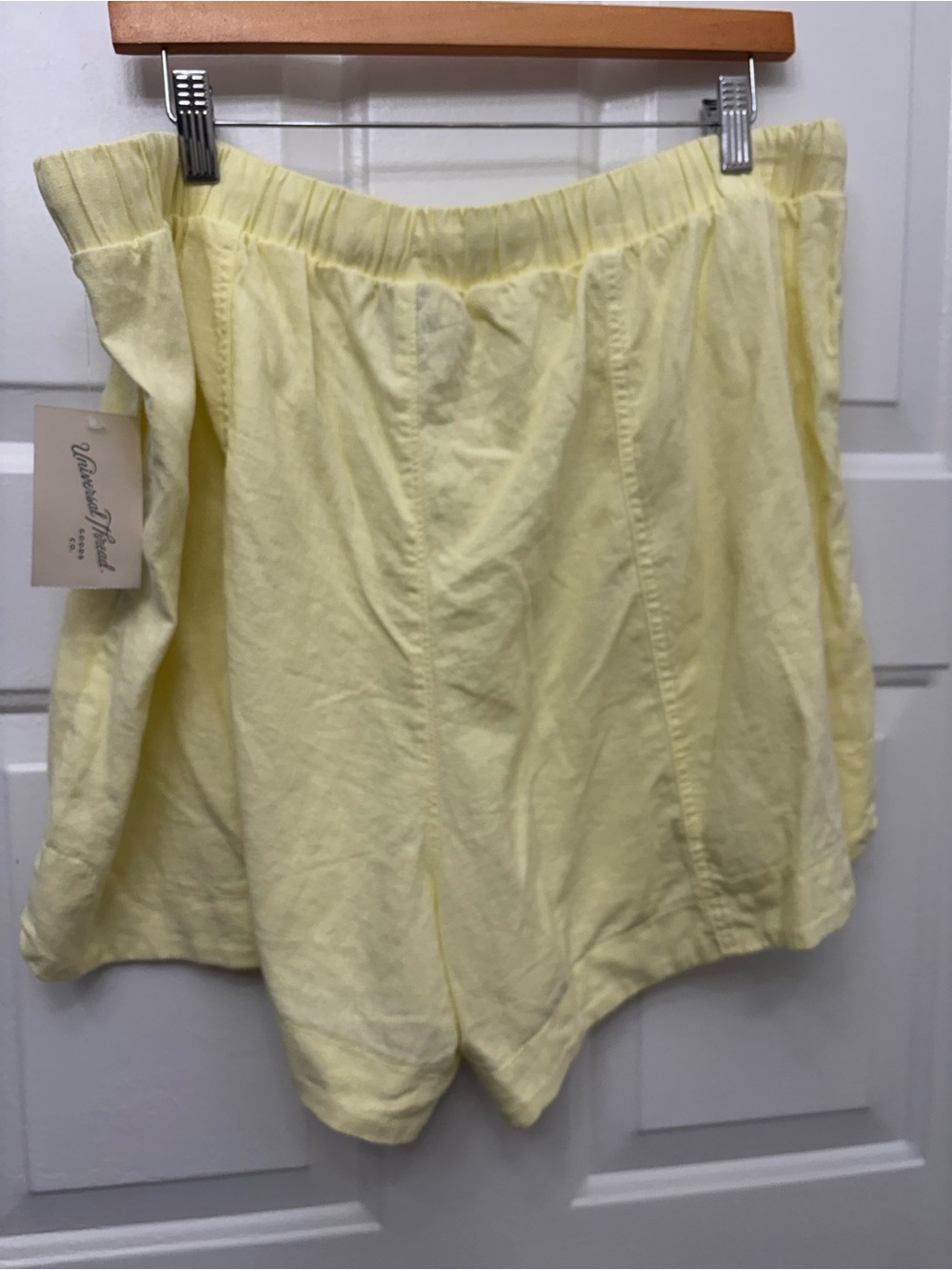 Universal Thread Light Yellow Drawstring Linen/Rayon Shorts - Picture 3 of 7